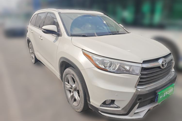 Used Toyota Highlander 2017 2.0T Four-Wheel Drive Luxury Edition 7 Seats Front Right 45 Deg