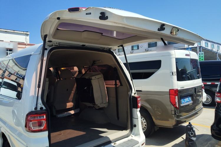 Used FORTHING Lingzhi 2018 M5L 2.0L 7-Seater Comfort Model
