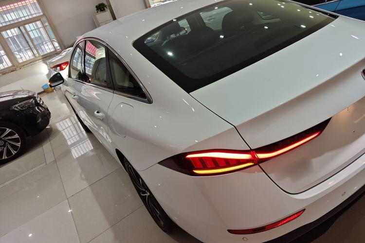 Used Roewe D7 2025 DMH 125km World Champion Edition Exterior 2