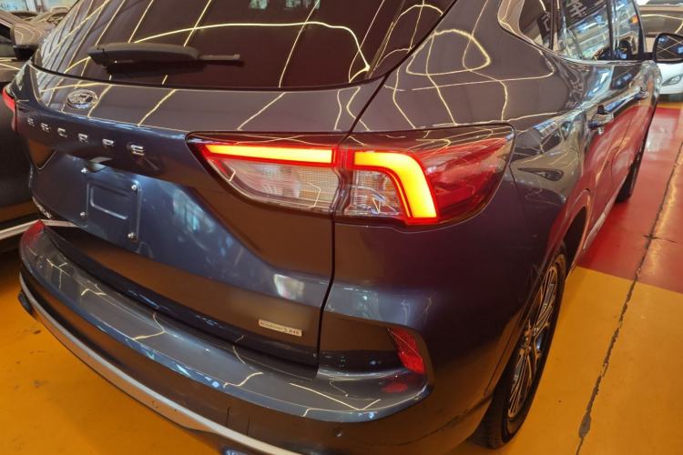 Used Ford Escape 2020 EcoBoost 245 Two-Wheel Drive Smart & Enjoyment Model