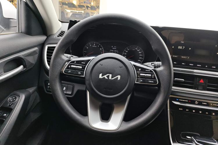 Used Kia KX3 2021 1.5L CVT Comfort Edition
