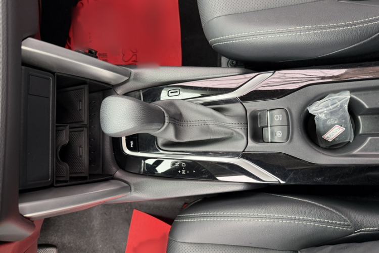 Used Toyota FRONTLANDER 2022 2.0L CVT Luxury Edition