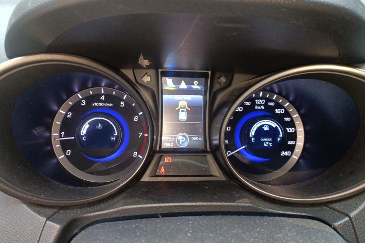 Used Changan CS75 2014 1.8T Automatic Prestige Model China IV Standard