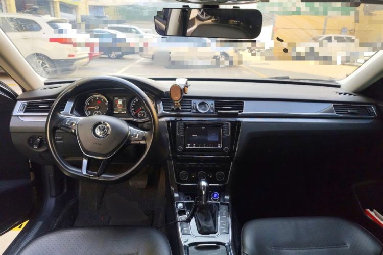 Used Volkswagen Passat 2017 330TSI DSG Prestige Edition

