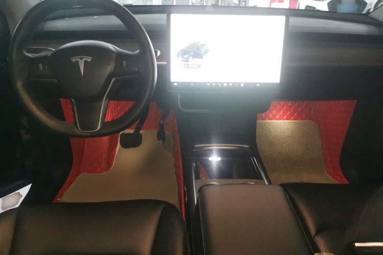 Used Tesla Model Y 2021 Long-Range All-Wheel-Drive Version