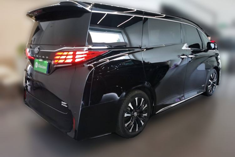 Used Toyota Alphard 2024 Dual-Engine 2.5L Deluxe Edition

