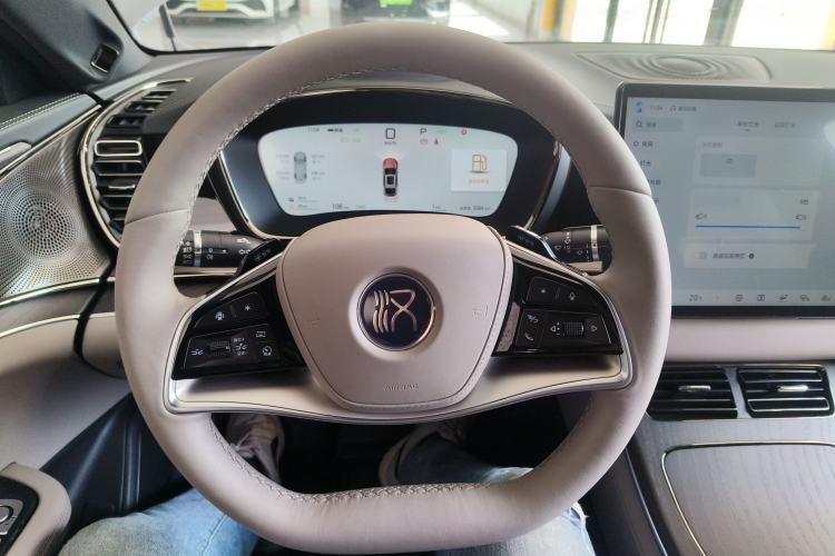 Used BYD Han 2025 DM-i Intelligent Driving Edition 125KM LiDAR Flagship Model