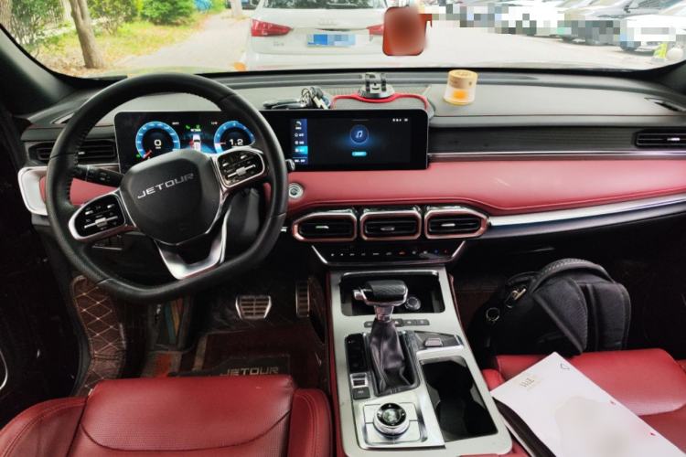 Used JETOUR X70 PLUS 2021 1.6T DCT StarPRO 7-seater Center Console