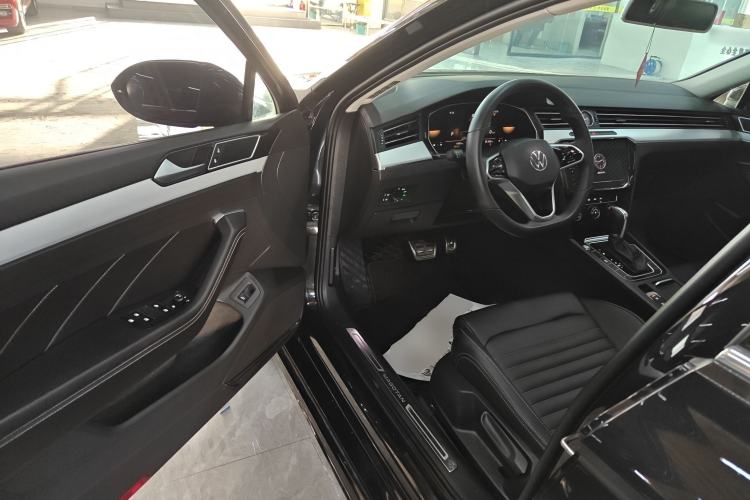 Used Volkswagen Magotan 2023 2 Million Units Limited-Edition 280TSI DSG Comfort Version
