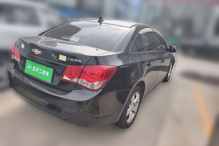 Used Chevrolet Cruze 2014 1.6L SL Millionth Anniversary Edition MT Rear Right 45 Deg