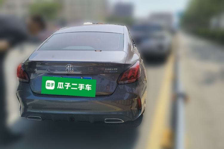 Used MG 5 2021 180 DVVT CVT Youth Luxury Edition
