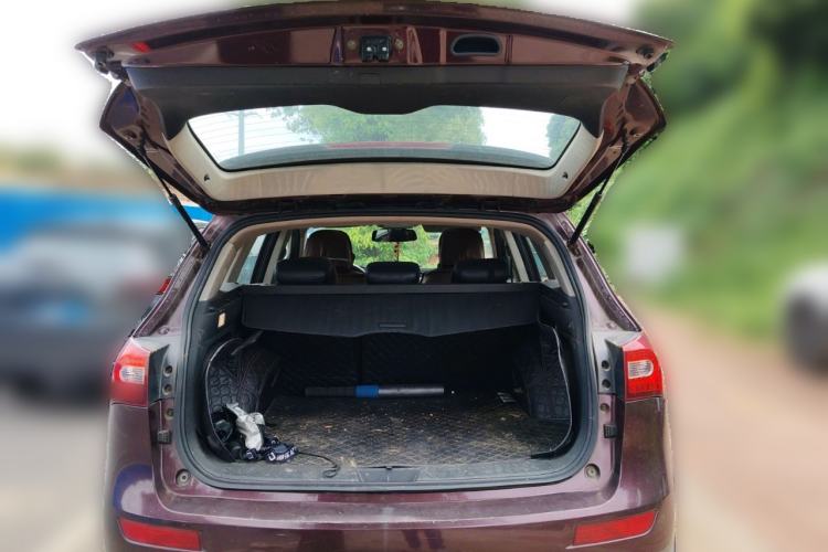 Used Zotye T600 2016 2.0T DCT Prestige Edition Trunk