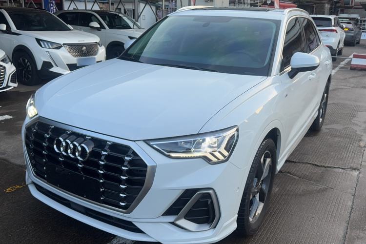 Used Audi Q3 2023 35 TFSI Fashion Dynamic Model (1.4T)