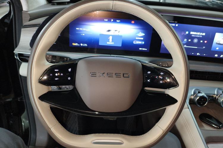 Used EXEED Stellar C-DM 2024 1.5T Long-Range Pro