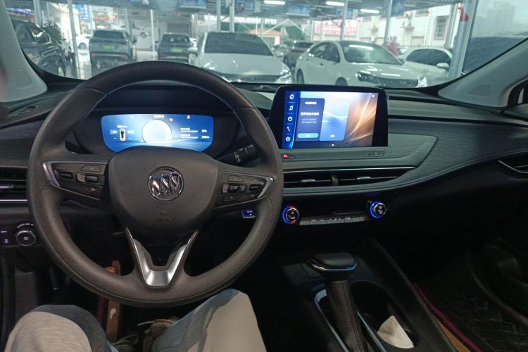 Used Buick Velite 6 2023 Revised Version 430 km Range – Commuter Edition
