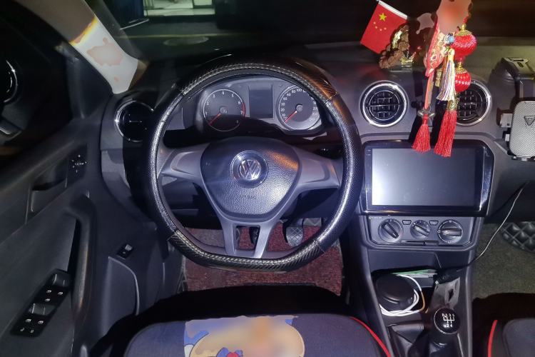 Used Volkswagen Jetta 2017 1.4L Manual Fashion Edition
