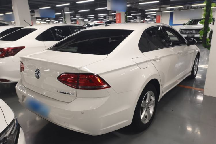 Used Volkswagen Lamando 2017 230TSI DSG Fashion Edition
