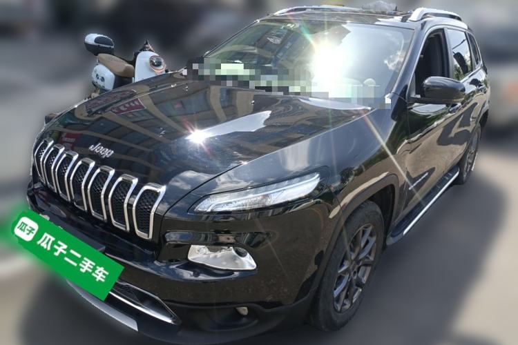 Used Jeep Cherokee 2020 2.0L Two-Wheel Drive Classic Sports Edition