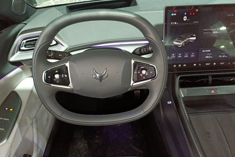 Used ARCFOX Alpha S5 2025 560MAX 185kW Steering Wheel