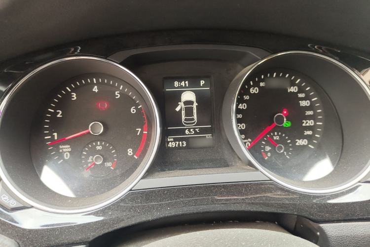 Used Volkswagen Sagitar 2018 280TSI DSG Comfort Model Instrument Cluster