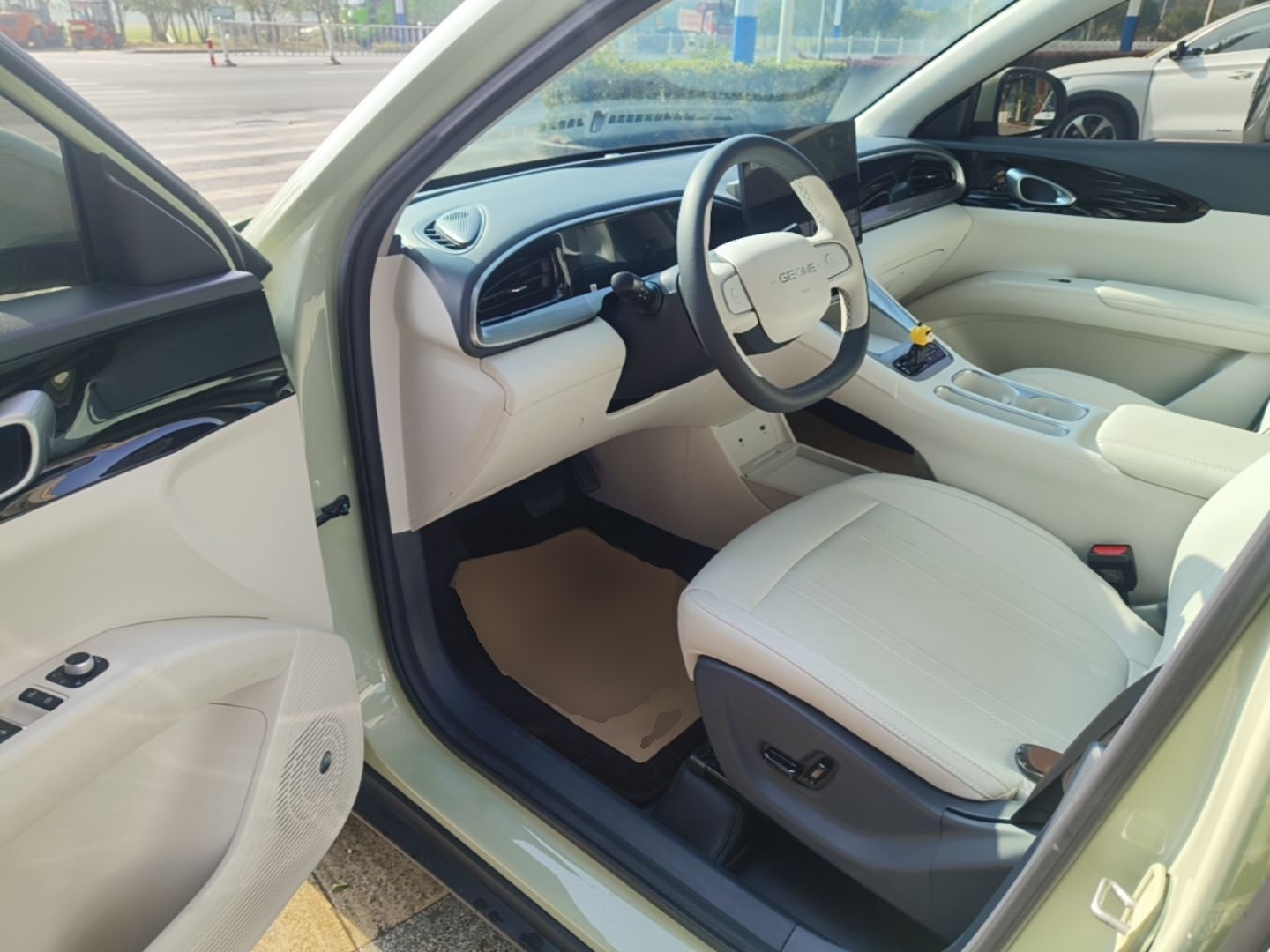 Geely Galaxy Geome 2025 310km Dream Edition — снимка 18