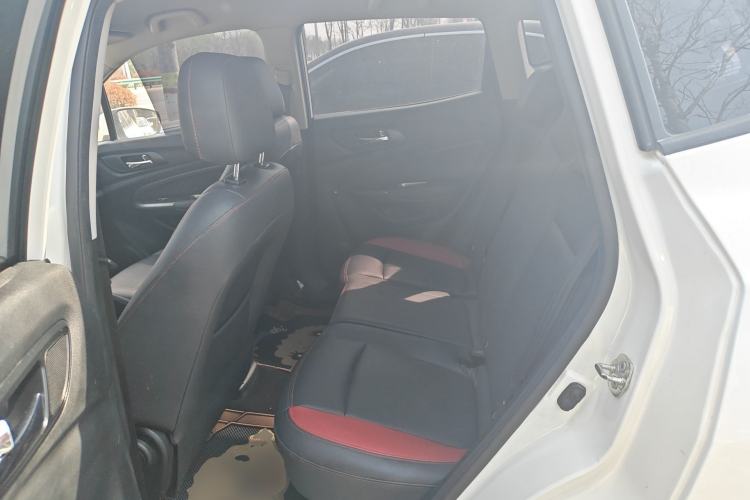 Used CHANGAN CS15 2016 1.5L Manual Fashion Edition
