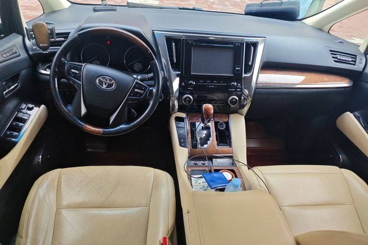 Used Toyota Alphard 2018 3.5L Prestige Edition Center Console