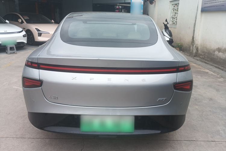 Used XPeng P7 2022 670E+