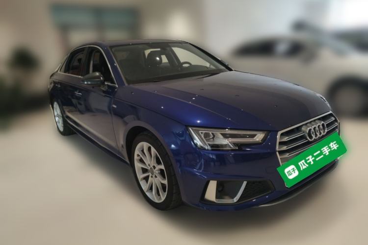 Used Audi A4L 2018 30th Anniversary Edition 40 TFSI Fashion Model Front Right 45 Deg