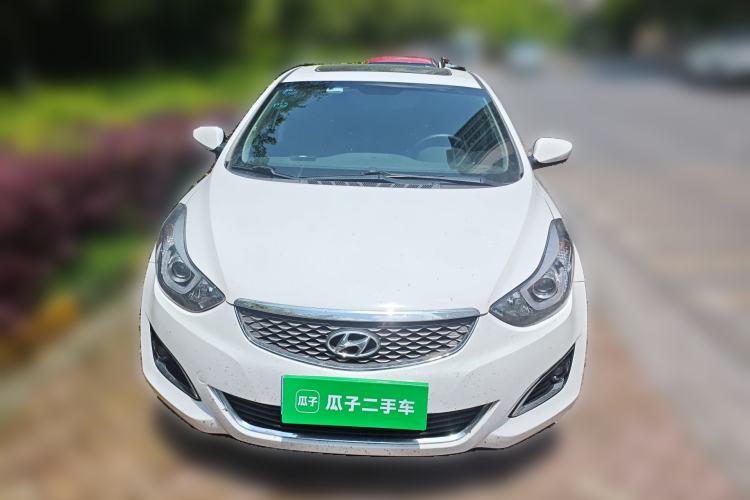 Used Hyundai Elantra (5th Generation / Langdong) 2016 1.6L Automatic Smart Version
