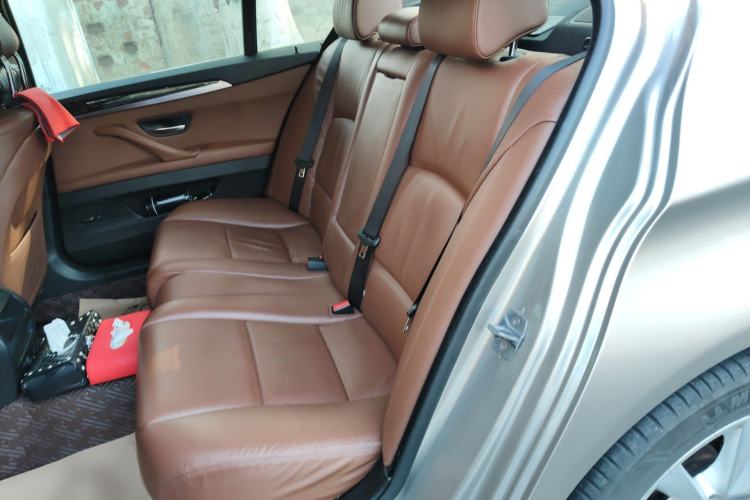 Used BMW 5 Series 2013 530Li Leading Model
