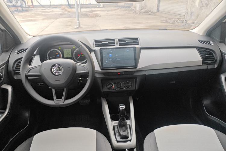 Used Skoda Fabia 2017 1.4L Automatic Car Enjoy Edition