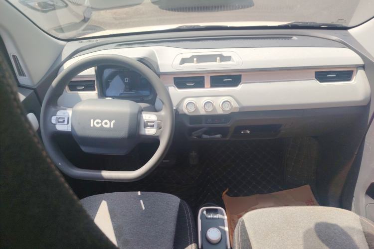 Used Chery QQ Ice Cream 2022 170km Sundae Phosphate Lithium-Ion
