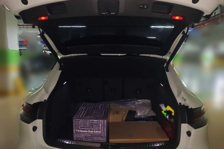 Used Porsche Macan 2024 Macan 2.0T