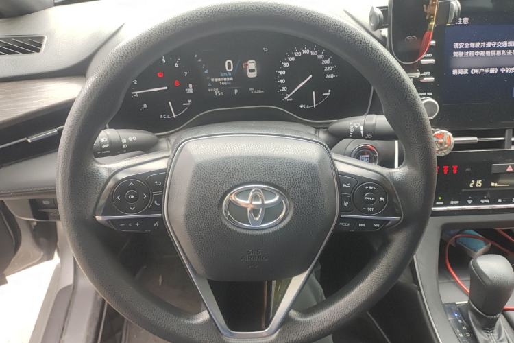 Used Toyota Avalon 2019 2.0L Ambition Edition China VI Steering Wheel