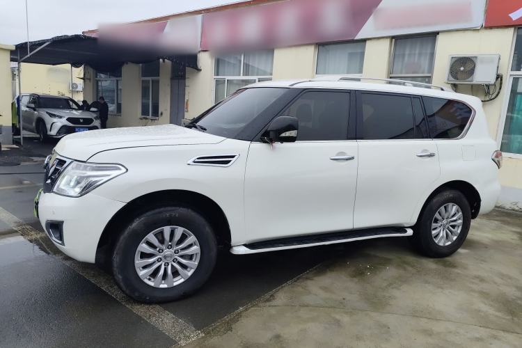 Used Nissan Patrol 2018 4.0L LinkedIn Edition
