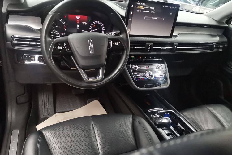 Used Lincoln Corsair 2020 2.0T Two-Wheel Drive Luxury Edition Center Console