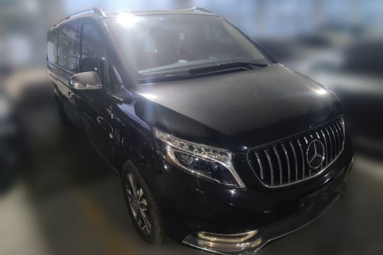 Used Mercedes-Benz Vito 2018 2.0T Elite Version 7 Seats China V Emission Standard Front Right 45 Deg