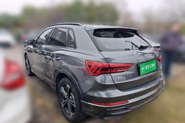 Used Audi Q3 2021 40 TFSI Fashion Dynamic Model
