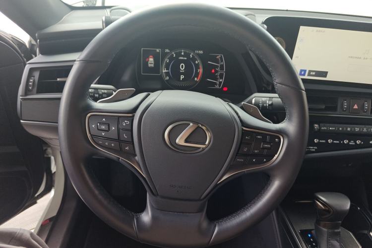 Used Lexus ES 2023 200 Excellence Edition Steering Wheel