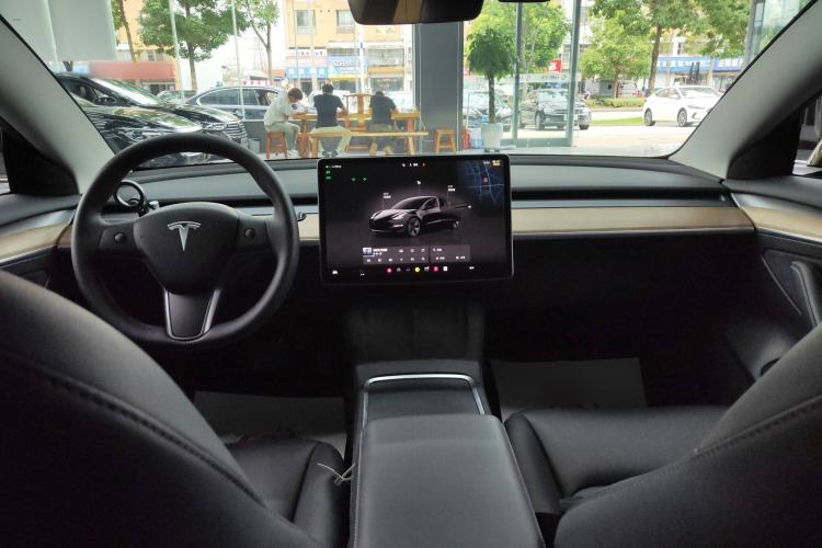 Used Tesla Model 3 2022 Rear-Wheel-Drive Version
