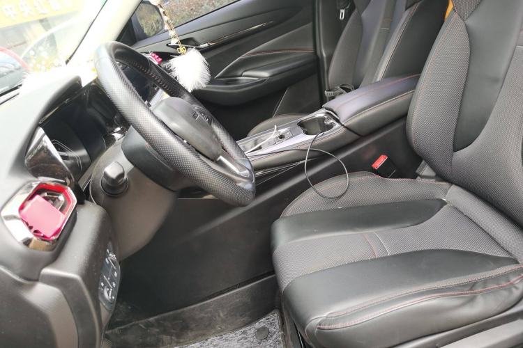 Used CHANGAN OSHAN X5 2021 1.5T DCT Prestige Edition Left Front Seat