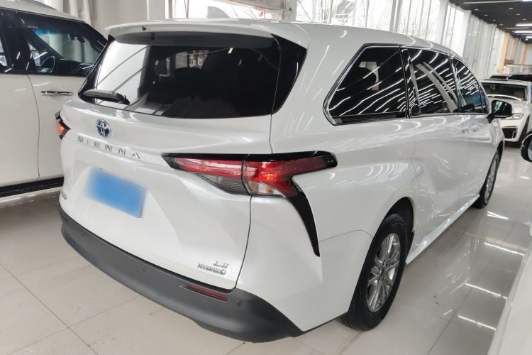 Used Toyota Sienna 2021 2.5L Hybrid Comfort Edition
