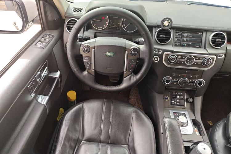 Used Land Rover Discovery 2014 3.0 SC V6 HSE Luxury
