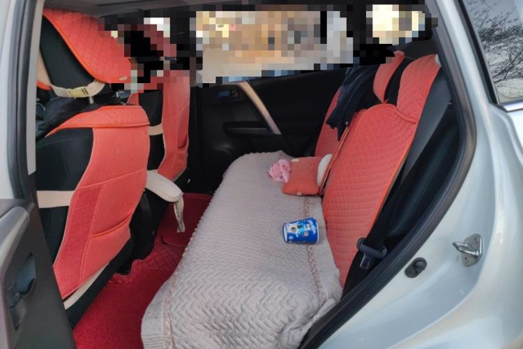 Used Toyota RAV4 2016 2.0L CVT Two-Wheel Drive Fashion Edition China V Standard