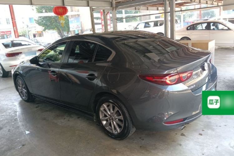 Used Mazda 3 Axela 2020 1.5L Automatic Luxury Version Left Side