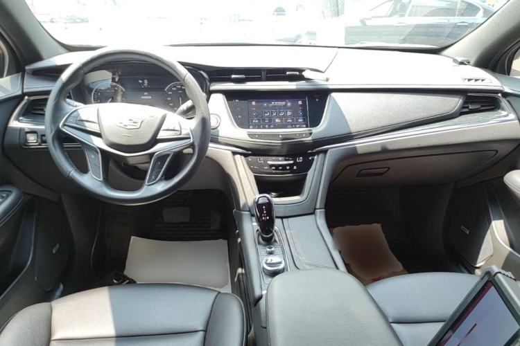 Used Cadillac XT5 2021 2.0T Two-Wheel Drive Luxury Version
