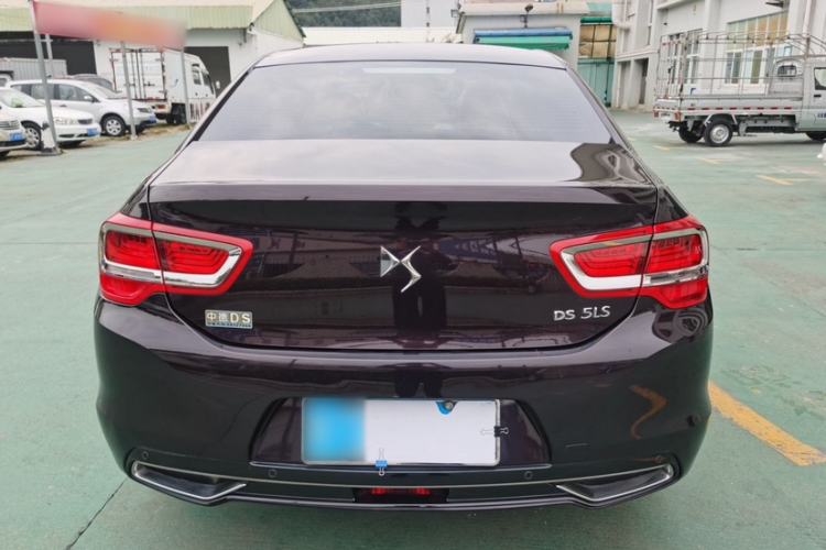 Used DS 5LS 2014 1.6T Elegant Version THP160