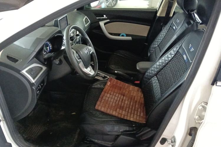 Used CHANGAN Alsvin V7 2015 1.6L Automatic Fun Model China IV Standard
