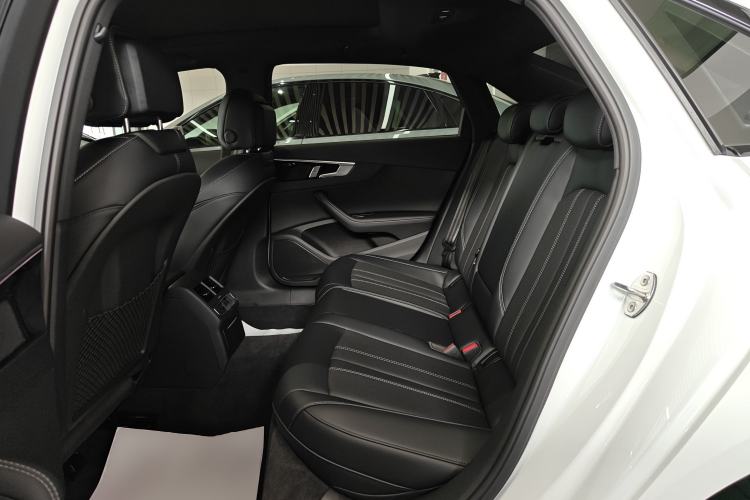 Used Audi A4L 2024 40 TFSI Luxury Dynamic Edition Left Rear Seat